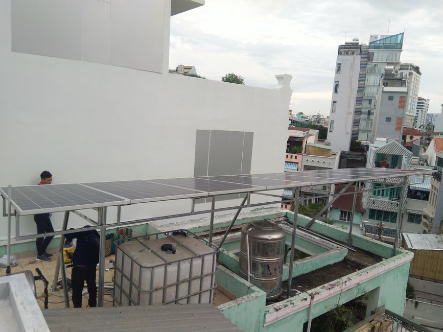 Giàn Pin Bơm Rẫy Cà Phê Cư Kuin Đắk Lắk